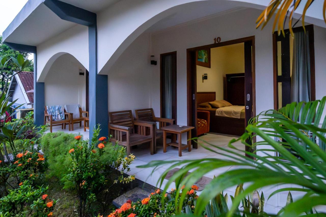 Family Garden Homestay Senggigi Exterior foto