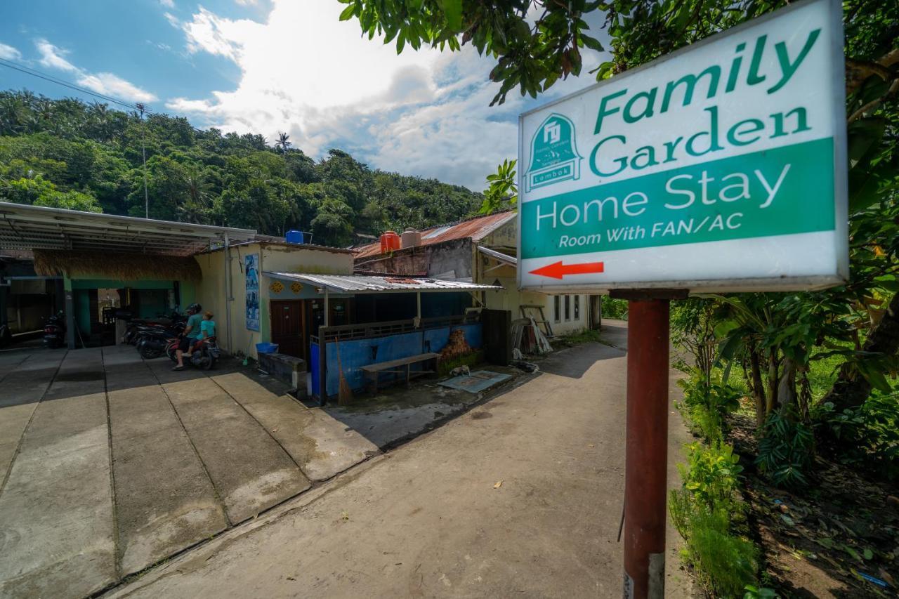 Family Garden Homestay Senggigi Exterior foto