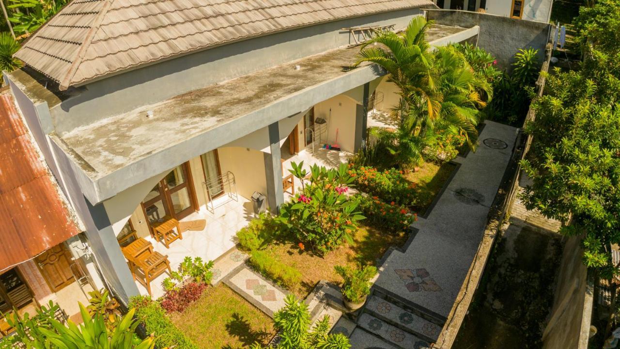 Family Garden Homestay Senggigi Exterior foto
