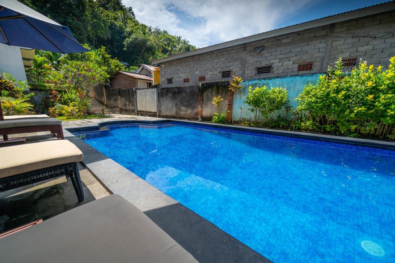 Family Garden Homestay Senggigi Exterior foto
