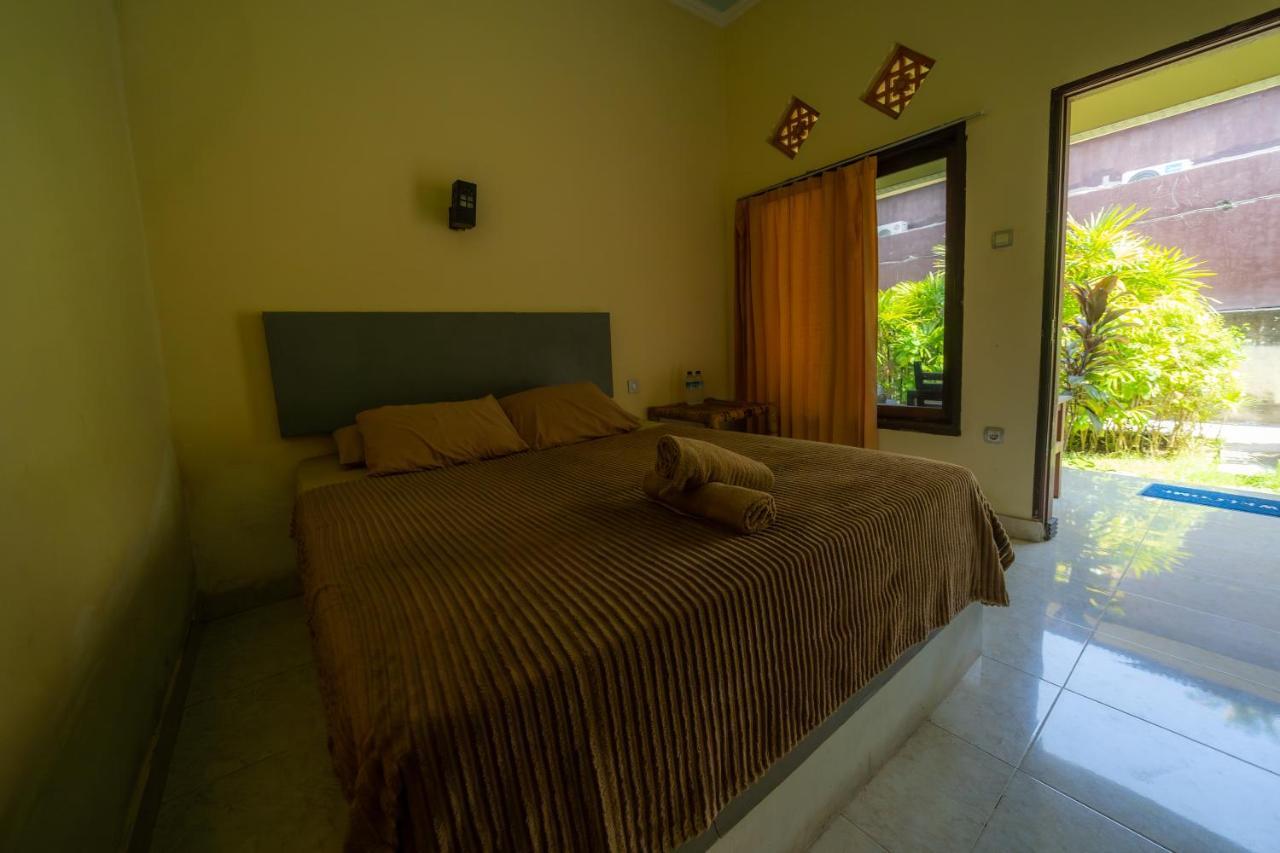 Family Garden Homestay Senggigi Exterior foto