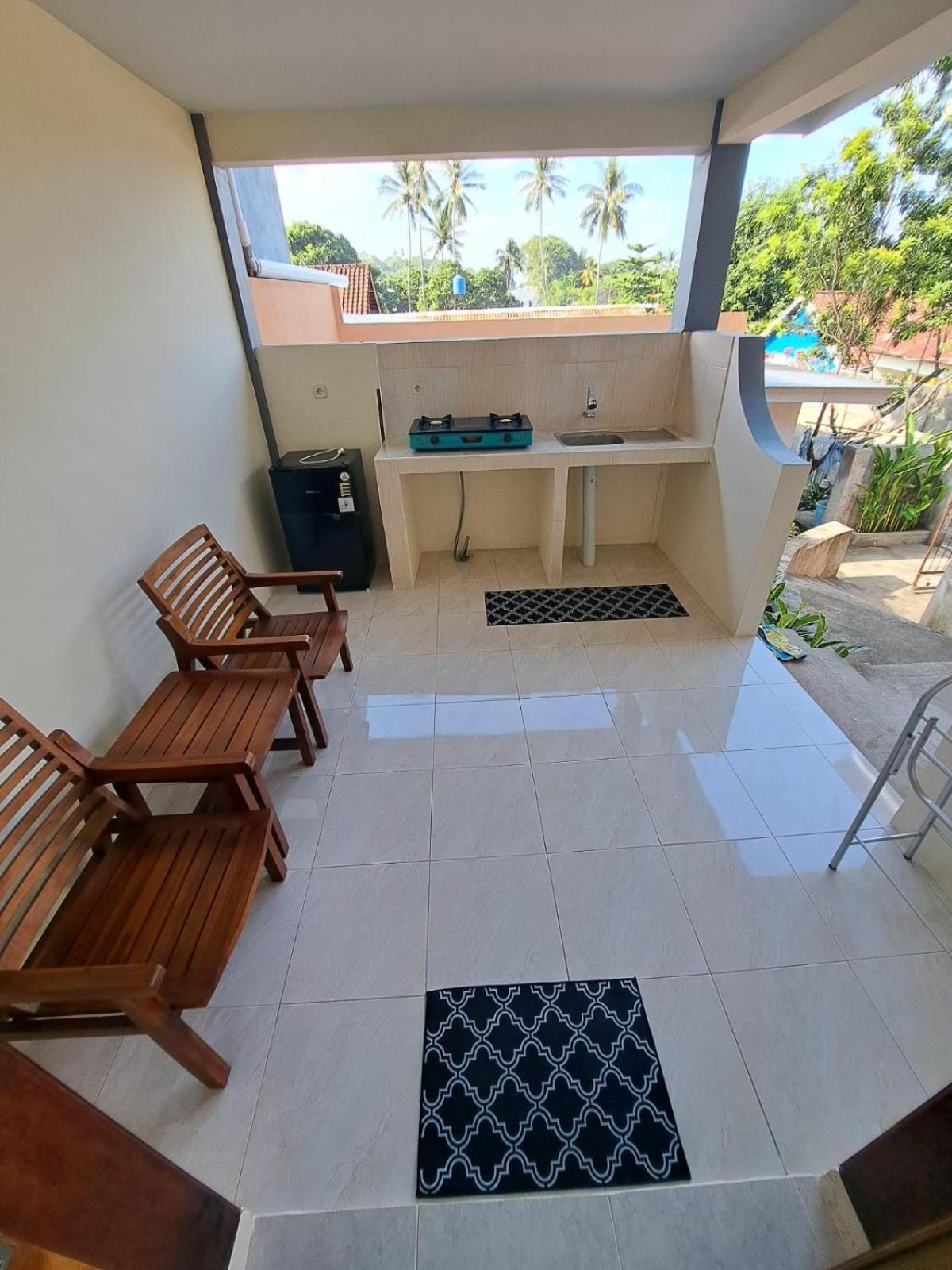 Family Garden Homestay Senggigi Exterior foto